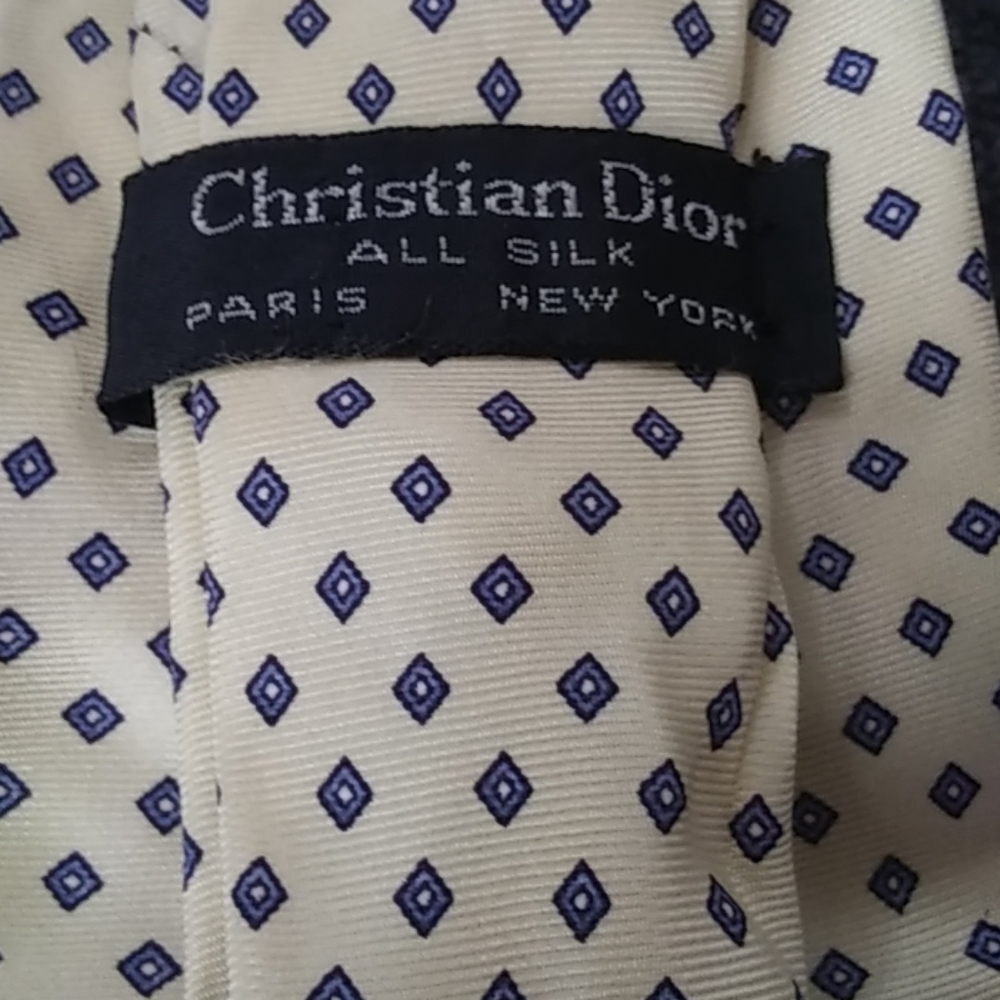 Christian Dior designer silk tie $58 + free suspen - Picture 4 of 4